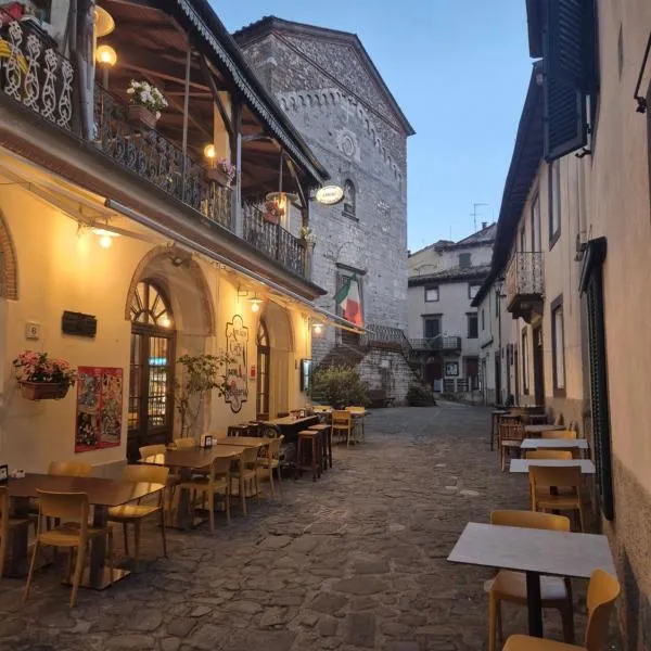 Albergo ristoranteL'ARCILE，位于Coreglia Antelminelli的酒店