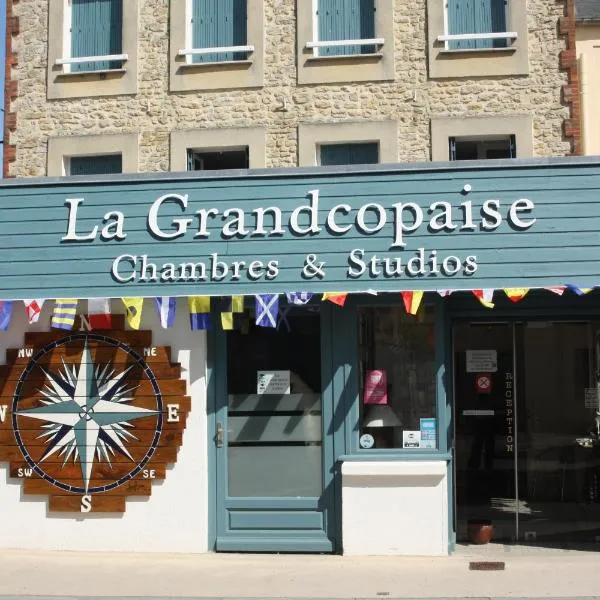 La Grandcopaise Chambres et Studios，位于格朗德康迈西的酒店