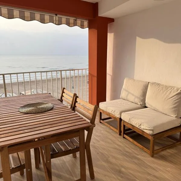 Apartamento en Primera Línea，位于库列拉的酒店