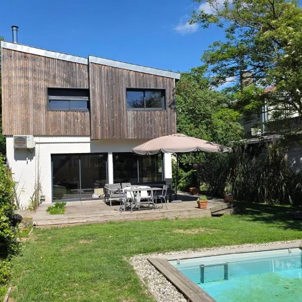 Villa grand jardin, 10mn du centre ville，位于图卢兹的酒店