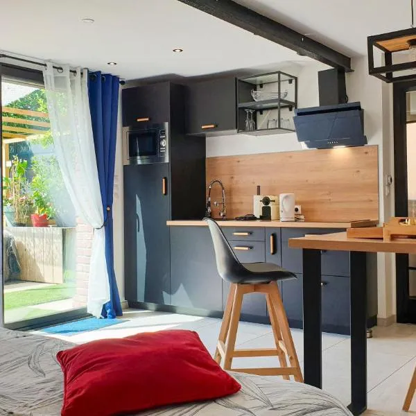 GARY Suite - Studio Cosy, Spa et jardin privatif à 4 min de Cambrai，位于Awoingt的酒店
