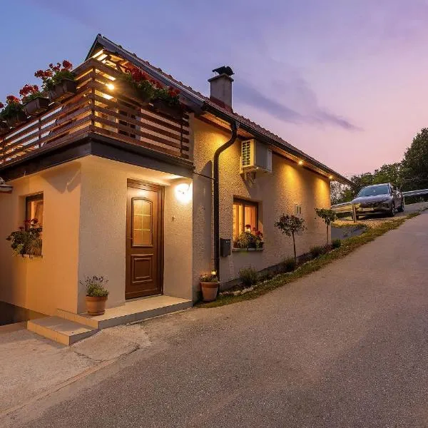 Herbal Apartment Marjetka，位于森图尔的酒店