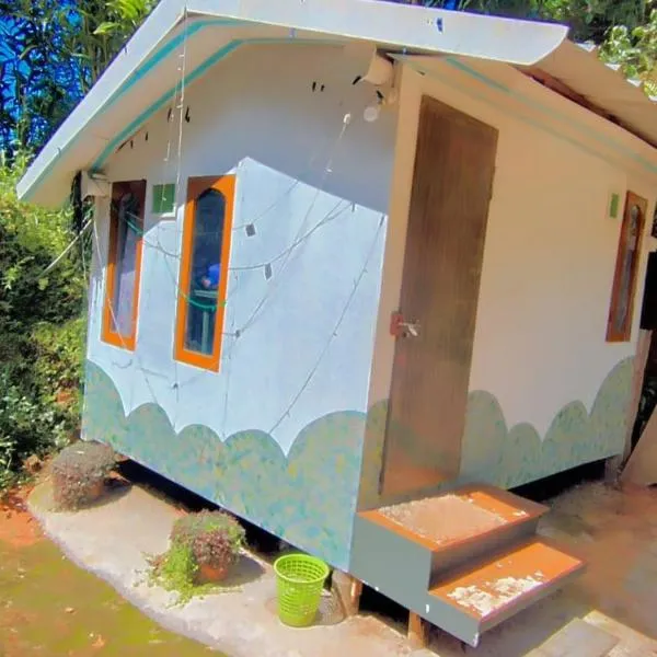Munnar rooms and tent and hut stay，位于蒙纳的酒店