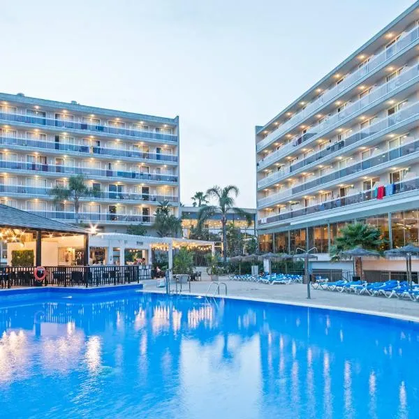 黄金海岸索尔酒店，位于萨洛的酒店