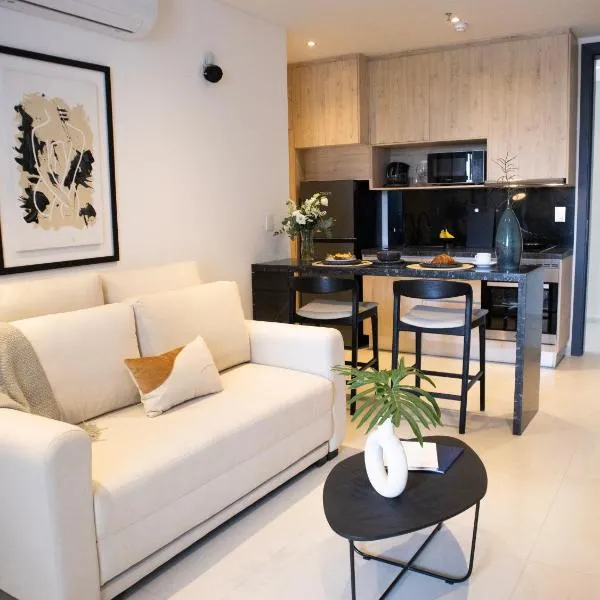Divina Tower Apart Hotel，位于亚松森的酒店