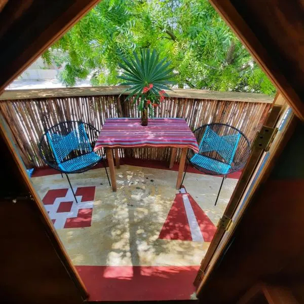 Casa Jade Ecobungalows Las coloradas，位于Yuluc的酒店