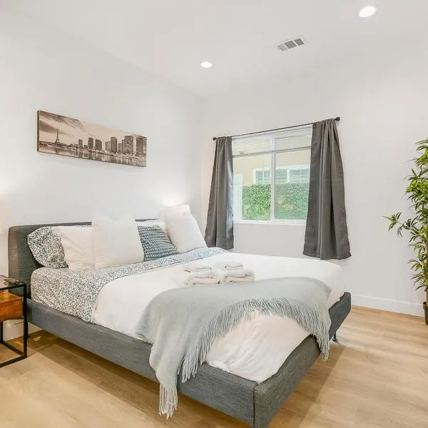 WE12-Little Saigon Modern Home 3Beds-2Baths，位于威斯敏斯特的酒店