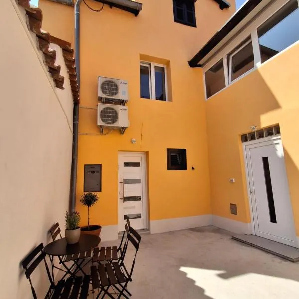 Villa Ivana，位于科佩尔的酒店