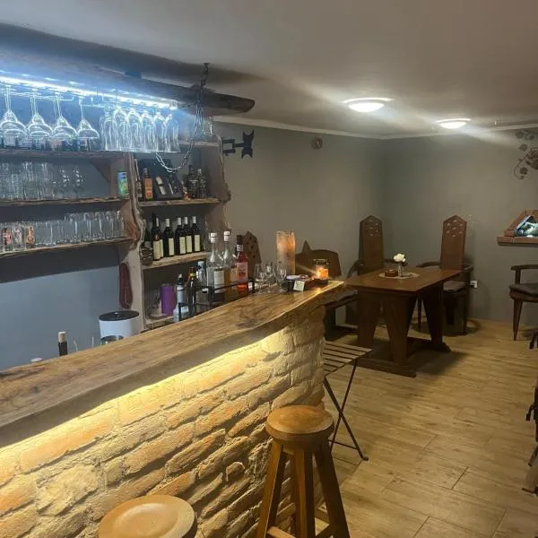 Vinný sklípek Drápalík，位于Milovice的酒店