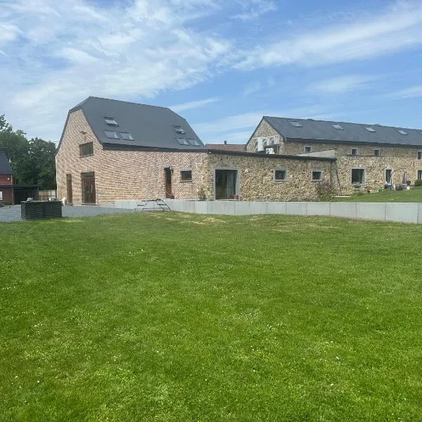 Gîte du Fenil，位于洛布的酒店