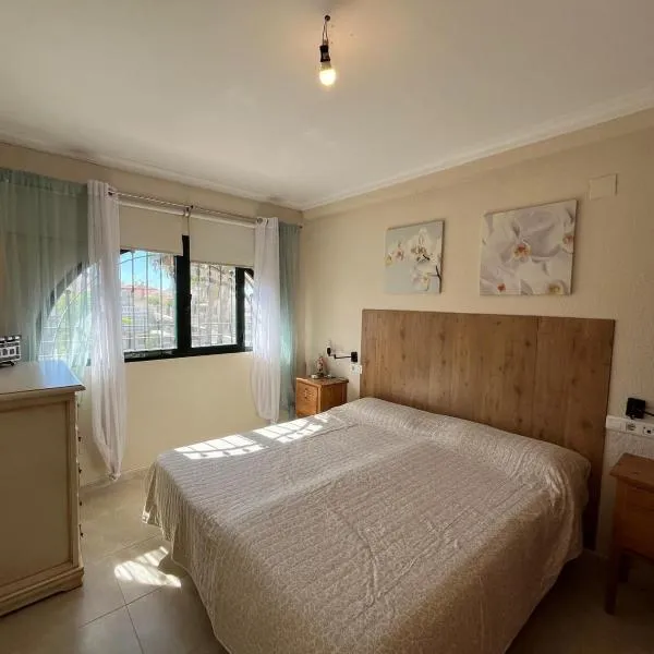 Habitación Conde - terraza y baño privado，位于阿亚蒙特的酒店