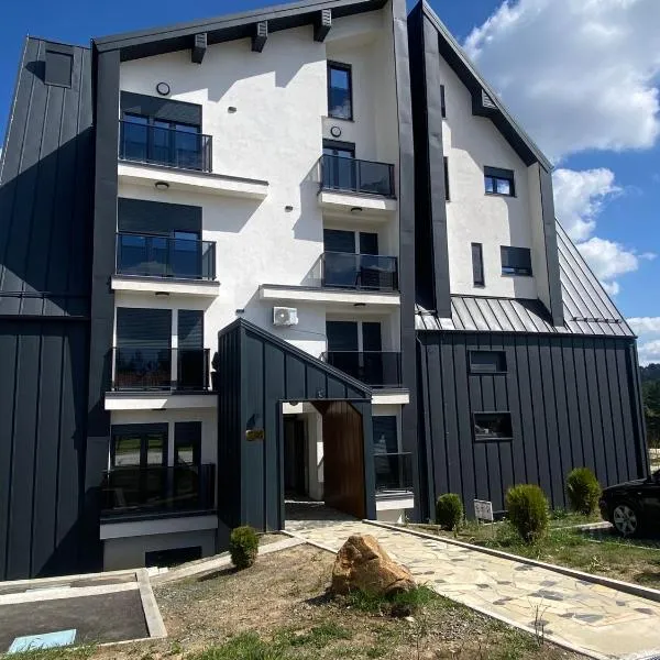 Apartman Leona F3，位于迪瓦伊巴雷的酒店