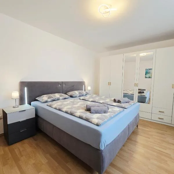 Ferienwohnung 1 - Nähe Phantasialand, Köln, Bonn, Brühl，位于维勒斯威特的酒店