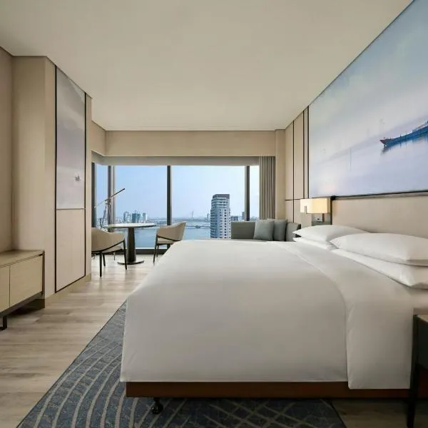 Courtyard by Marriott Danang Han River,位于岘港的酒店