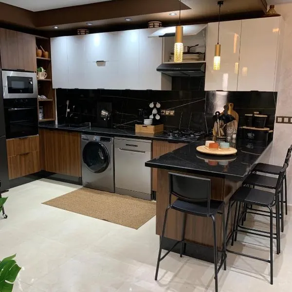 bel appartement City à centre Mahdia，位于盖尼特拉的酒店