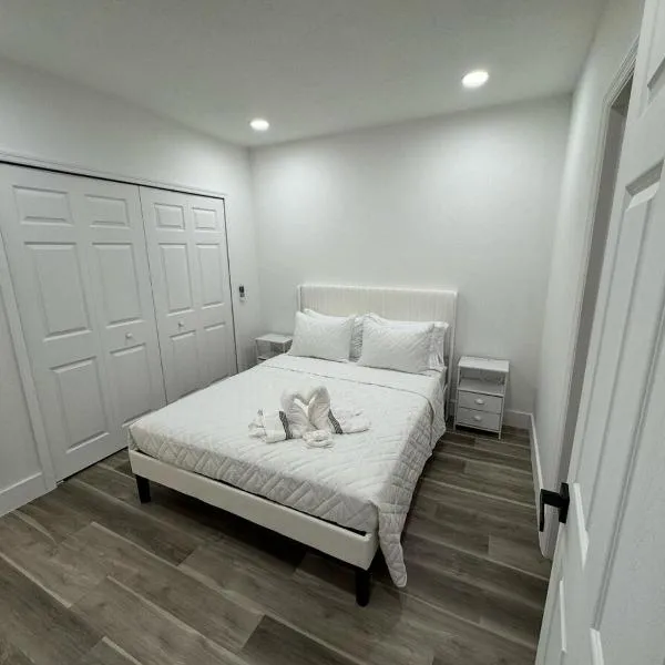 Central Apartment in Brandon FL，位于布兰登的酒店