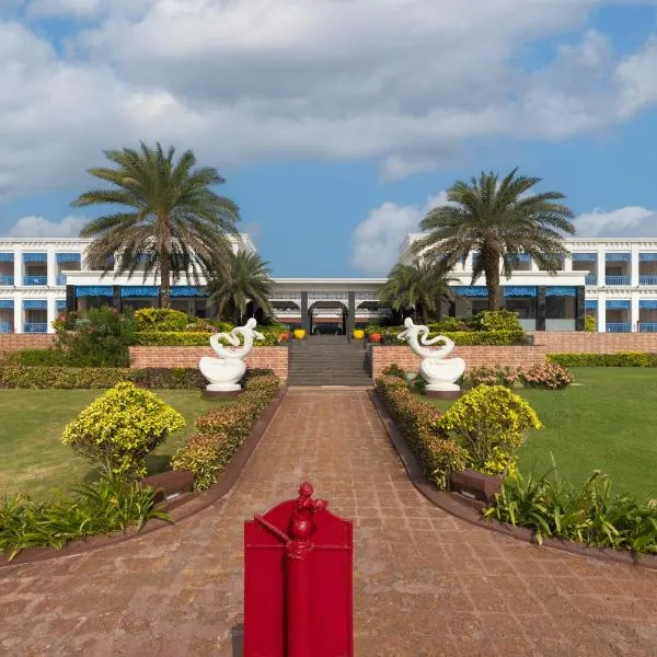 Mayfair Palm Beach Resort，位于戈巴尔布尔的酒店