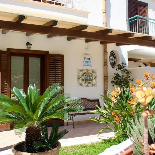 Camere da Mariolina，位于马卡里的酒店