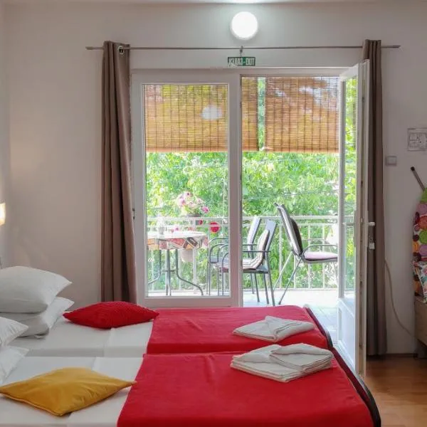 Apartments Dusica Tekija - Djerdap National Park，位于Tekija的酒店