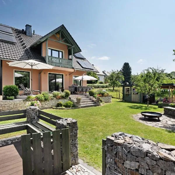 Ferienwohnung - Arzgebirg，位于Grünhainichen的酒店