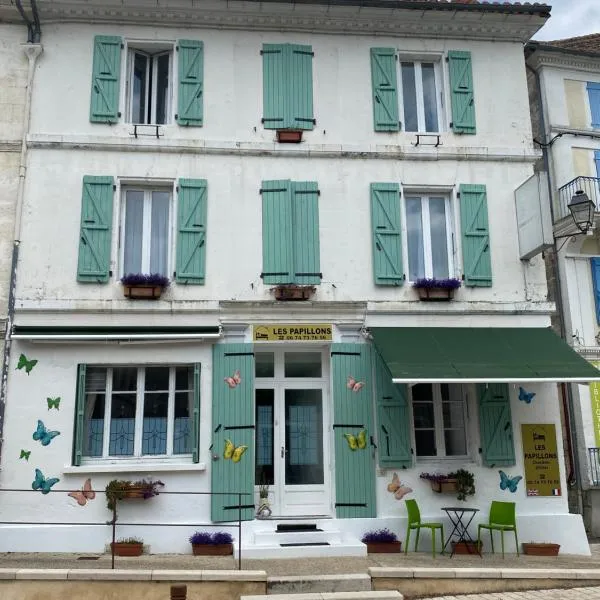 Les Papillons，位于Verteillac的酒店