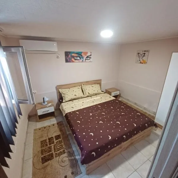 Sun sea quiet Casa Sim in Tuzla，位于图兹拉的酒店