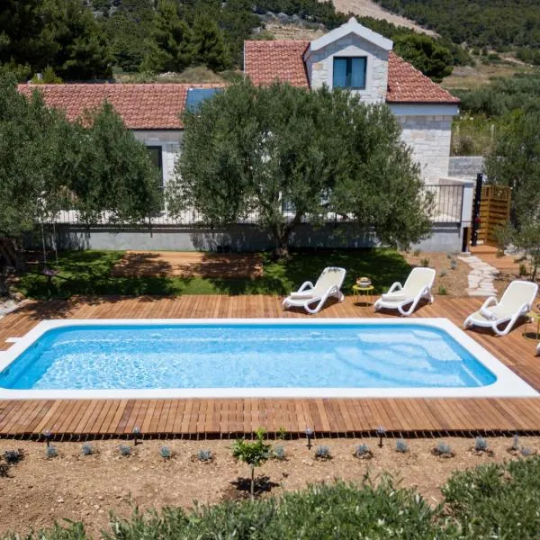 Villa Olea Lux Bol，位于波尔的酒店