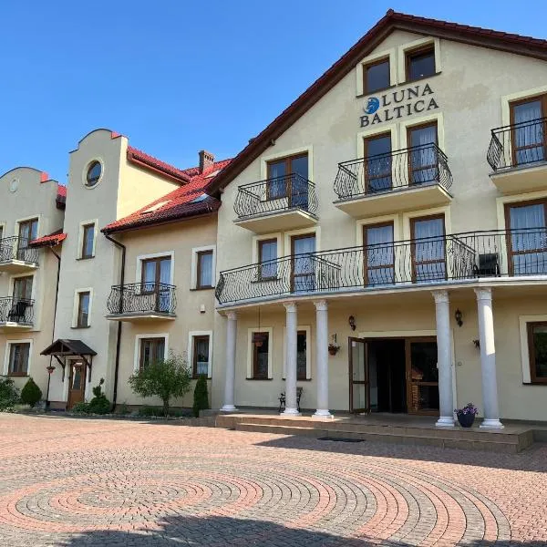 LUNA Baltica，位于里沃的酒店