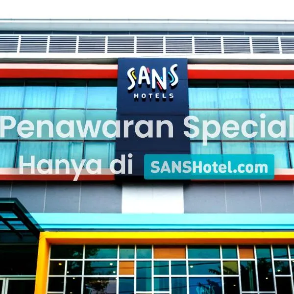 Sans Hotel Good Wish Semarang，位于Jomblang的酒店