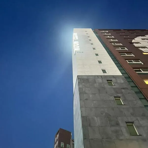 Hotel Moon，位于济州市的酒店