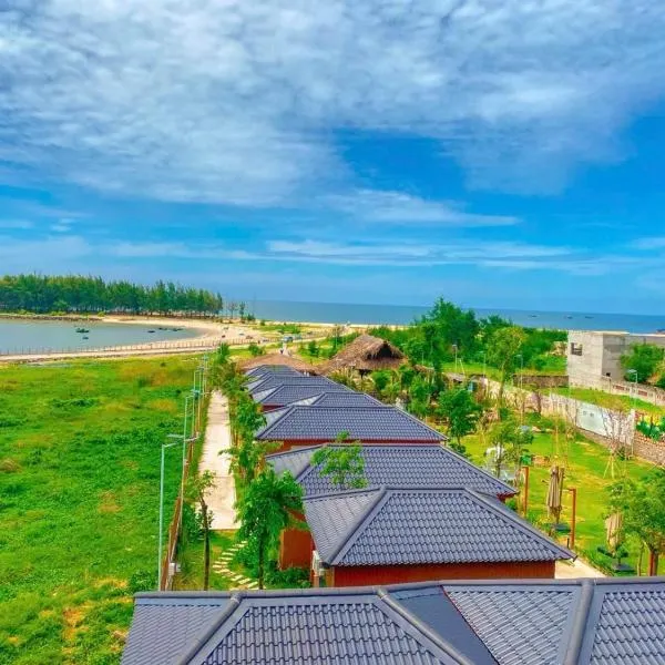 Melaka Hồ Tràm - Beachside Bungalows & Nature Retreat，位于后川的酒店