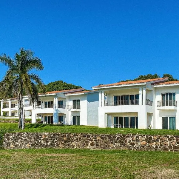 MARACUYA at Limoncito Beach，位于Limoncito Hill的酒店