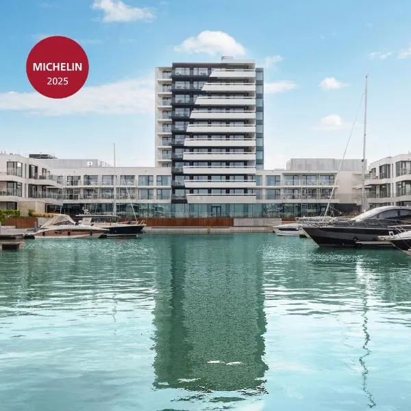 GRANO HOTEL Solmarina，位于Wiślinka的酒店