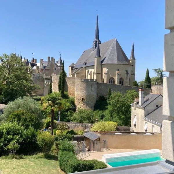 Le Relais du Bellay，位于蒙特勒伊贝莱的酒店