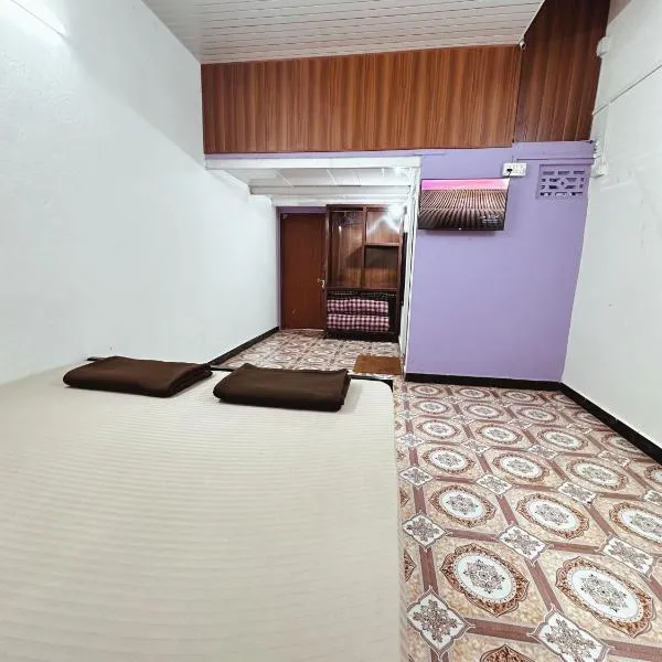 Konkan Central Kankavali - Home Stay，位于Kankauli的酒店