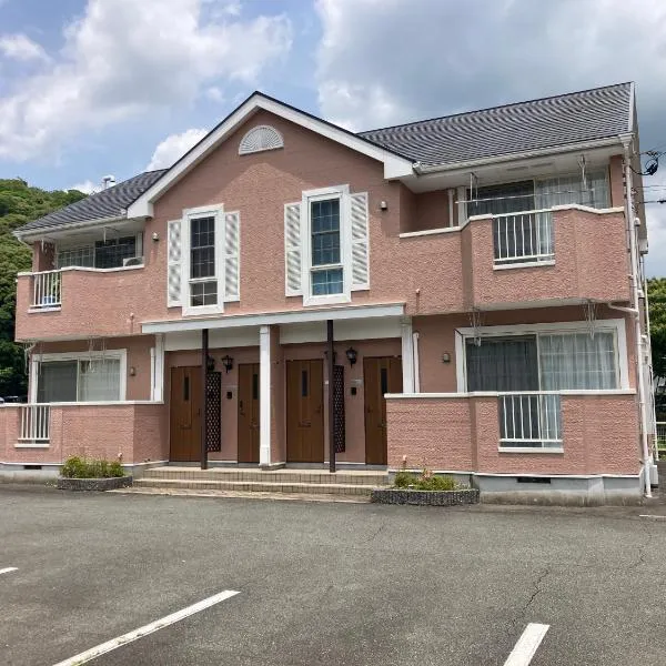 メゾンド寺田 アパート1室貸切 素泊まり最大8人宿泊可能 4名様まで同一料金，位于山口的酒店