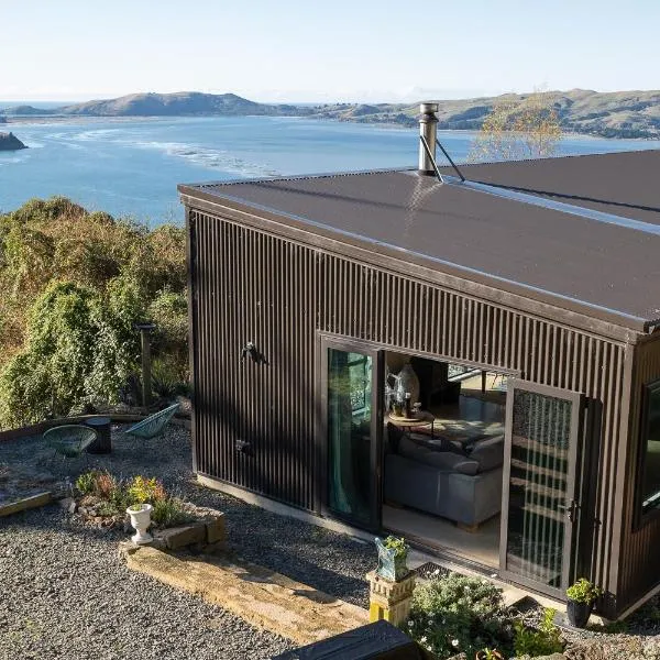 Manu Heights Retreat，位于但尼丁的酒店