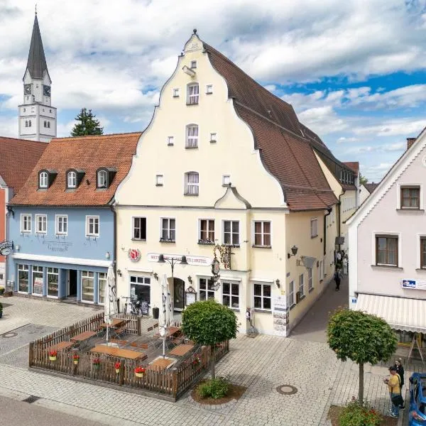Gasthaus & Hotel "Zum Boarn"，位于Rain的酒店
