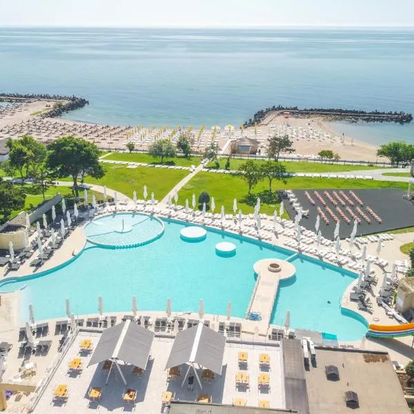 Safir Blue Resort，位于萨图恩的酒店