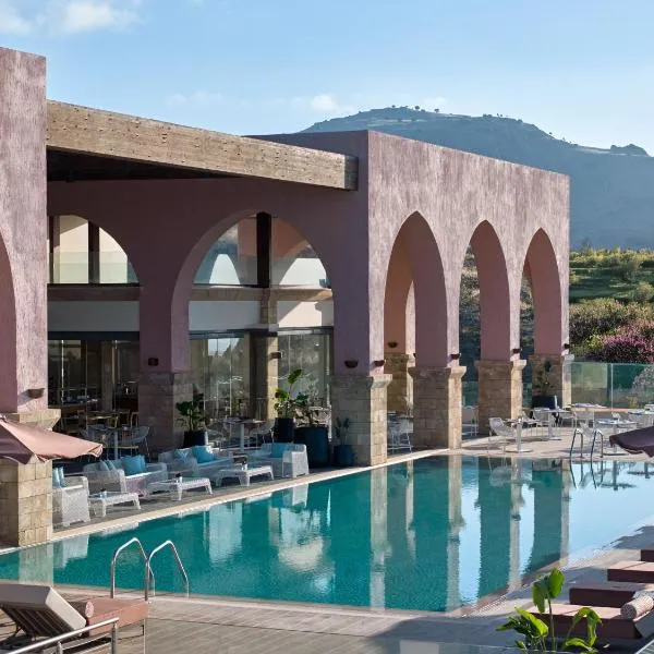 Boutique 5 Hotel & Spa - Adults Only，位于吉奥塔略的酒店