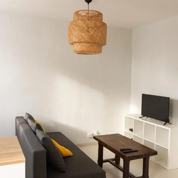 Appartement avec parking La Flocellière，位于拉弗罗瑟利尔的酒店