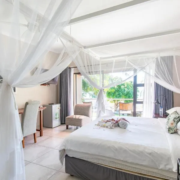 Hotel Aguia Negra，位于维兰库卢什的酒店