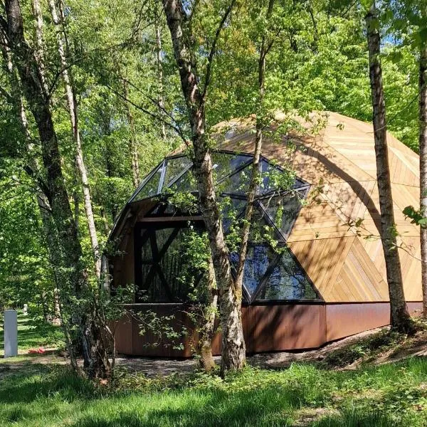 Dôme géodésique exceptionnel en pleine nature，位于Flamizoulle的酒店
