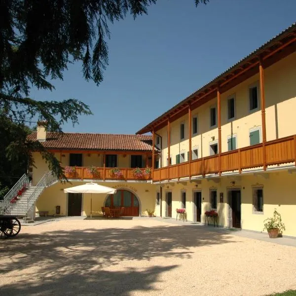 Country House Ramandolo Club，位于Platischis的酒店