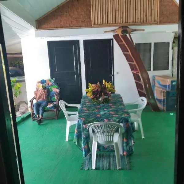 Chambre d'hôtes chez Vetea，位于法勒的酒店