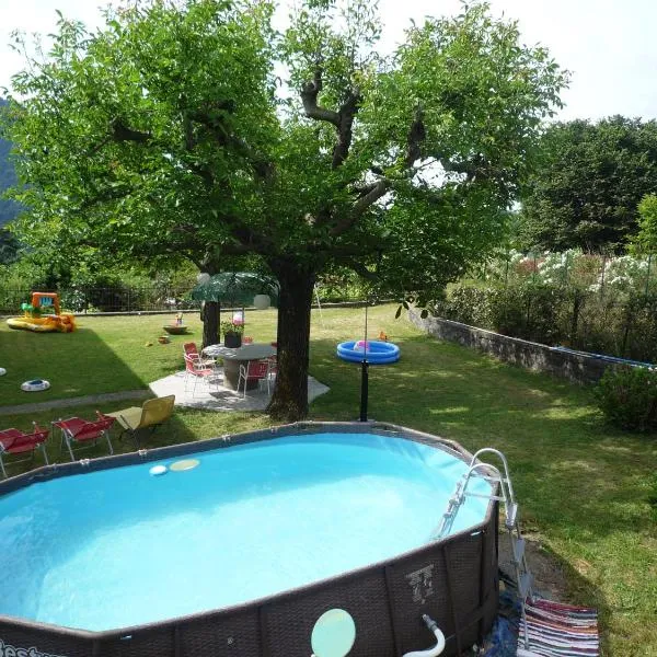 Giulio's Home，位于切尔诺比奥的酒店