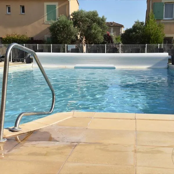 Appartement 4 pers MAS DES ARENES，位于穆里耶的酒店