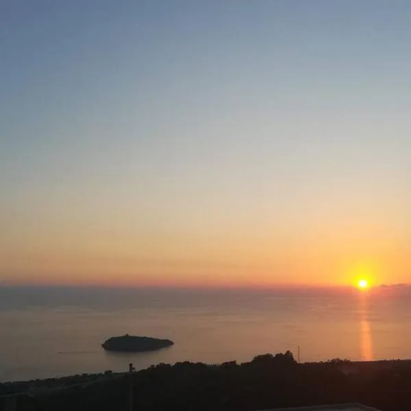 Villa bella Diamante，位于迪亚曼特的酒店