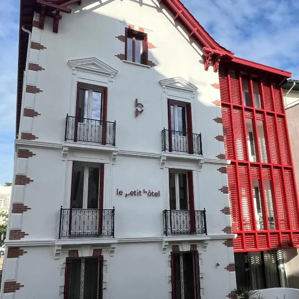 Le Petit Hôtel，位于圣让-德吕兹的酒店