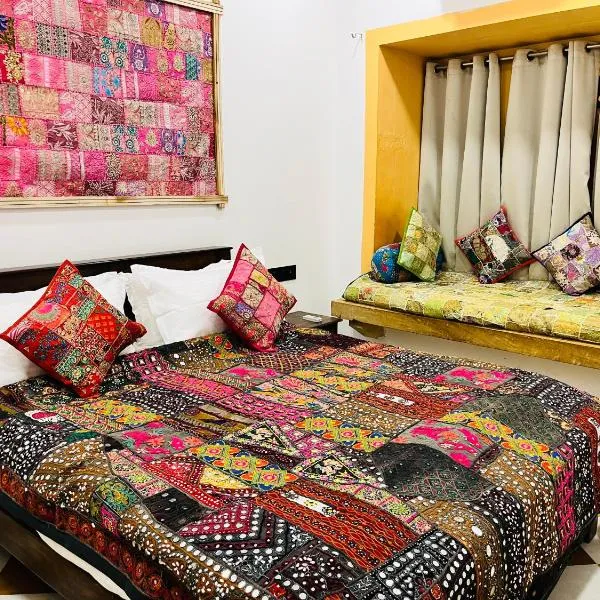 Thar Tribe Hostel Jaisalmer，位于斋沙默尔的酒店